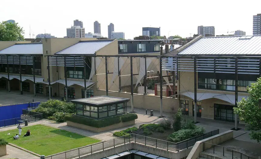 https://ednext.studytours.it/media/1004311/New-City-College-regno-unito-anno-allestero.webp