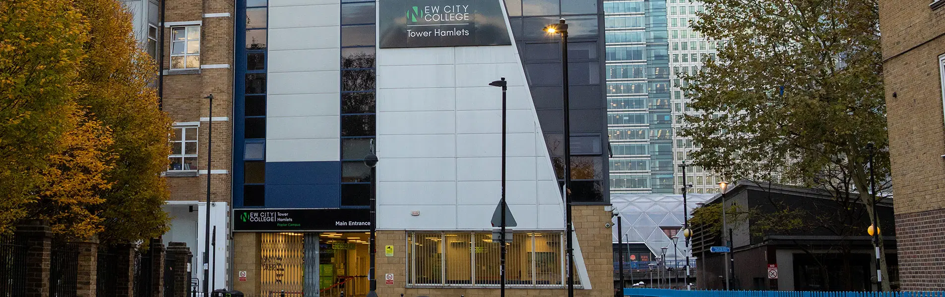 https://ednext.studytours.it/media/1004312/tower-hamlets-campus_regno-unito_anno-allestero.webp