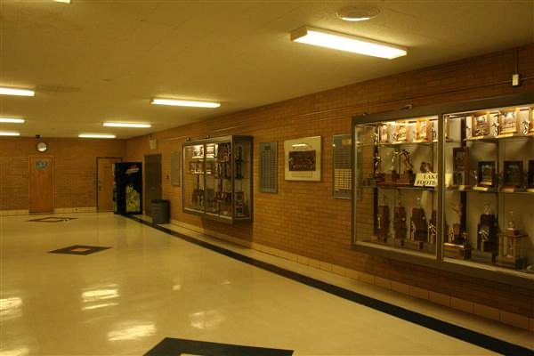https://ednext.studytours.it/media/1009330/Bonneville-high-school-aule_stati-uniti_anno-allestero.webp