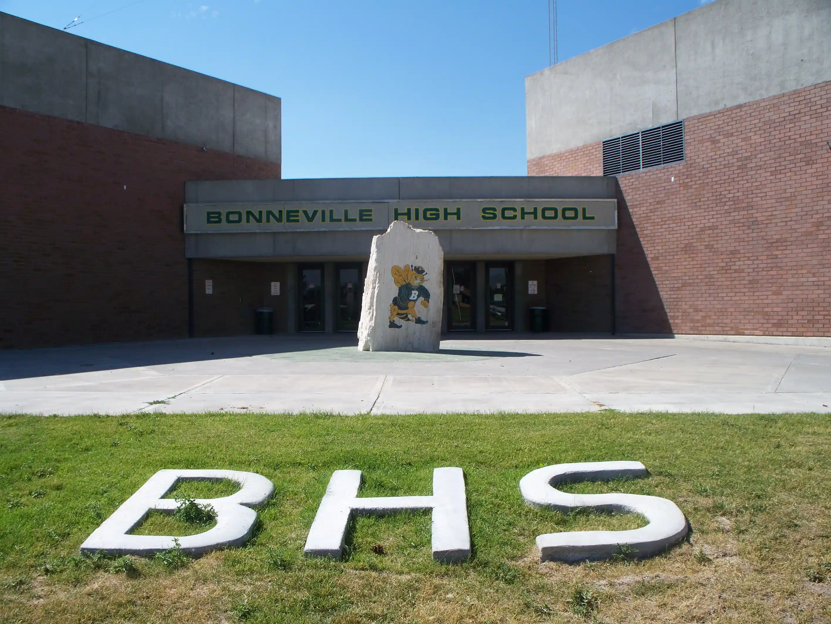https://ednext.studytours.it/media/1009331/Bonneville-high-school-logo_stati-uniti_anno-allestero.webp