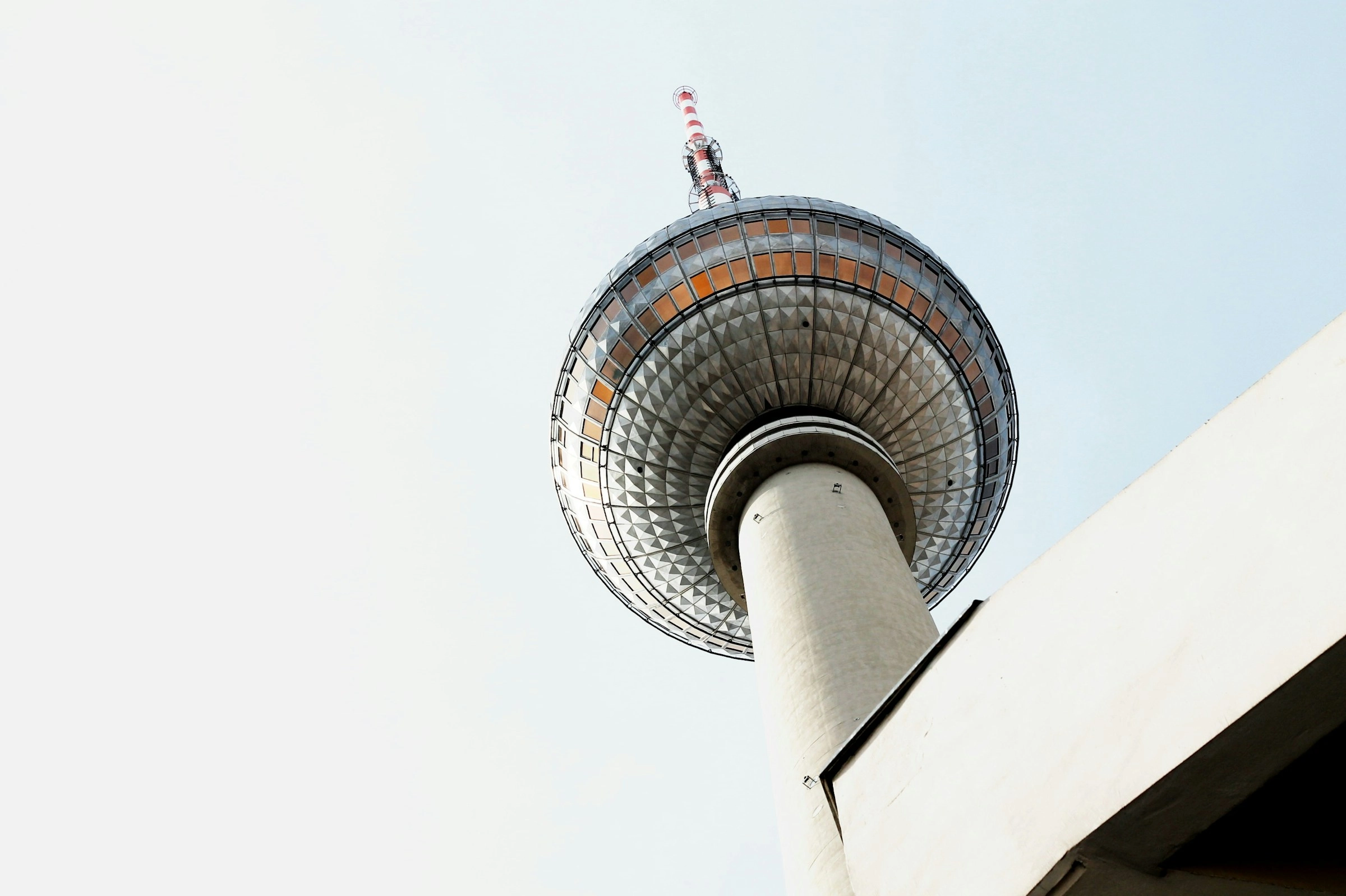 https://ednext.studytours.it/media/188105/Berlino.webp