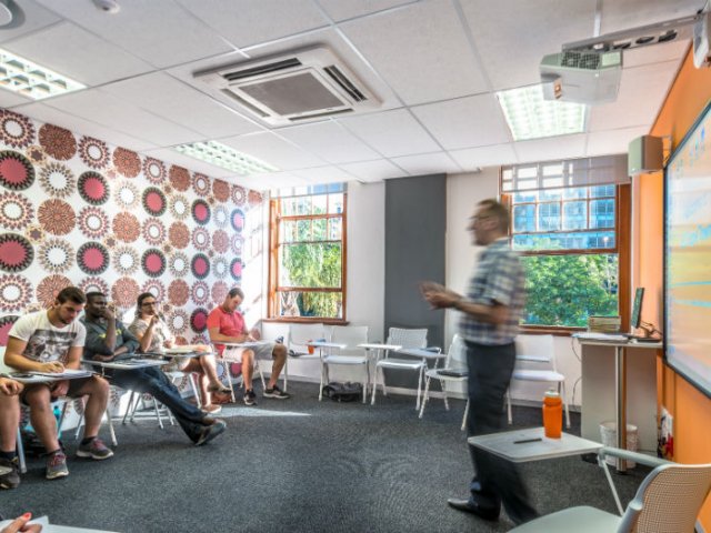 https://ednext.studytours.it/media/203923/dsc_6703-w800-h600.jpg