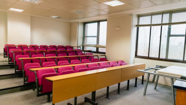https://ednext.studytours.it/media/226515/Greenford-Artium-2-scaled.jpg