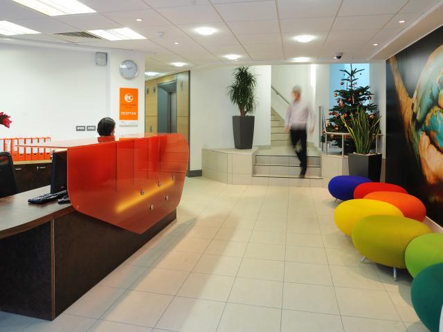 https://ednext.studytours.it/media/228811/ec_brighton_centre_reception_4.jpg
