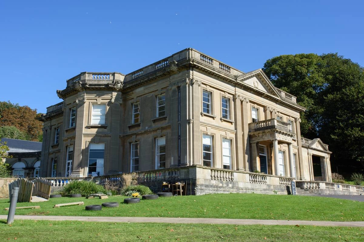 https://ednext.studytours.it/media/256828/bath-foto-gallery-(1).webp
