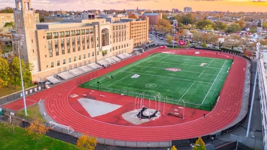 https://ednext.studytours.it/media/261497/st.-john's-university.webp