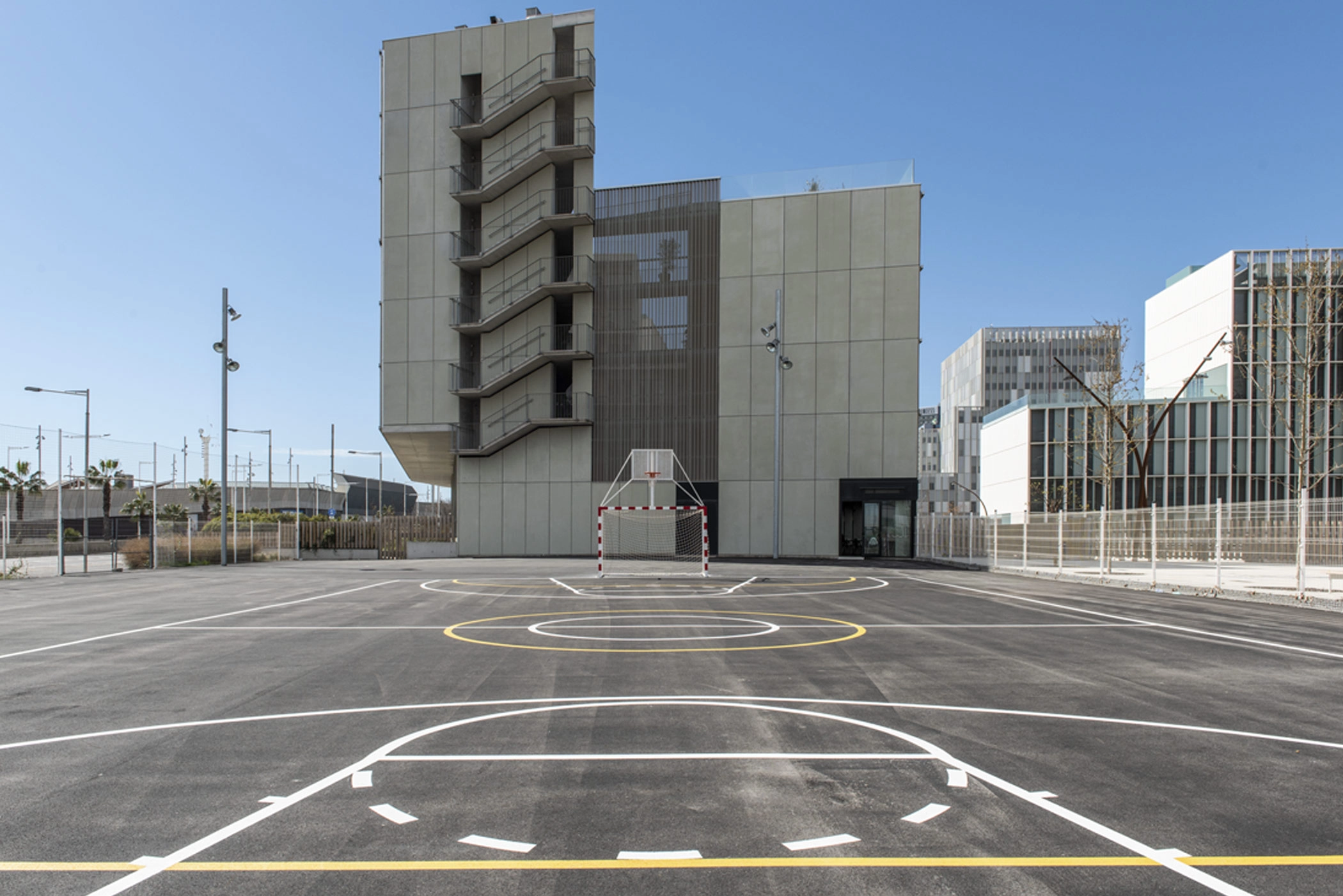 https://ednext.studytours.it/media/261510/Barcellona-Diagonal-Besos-4.webp