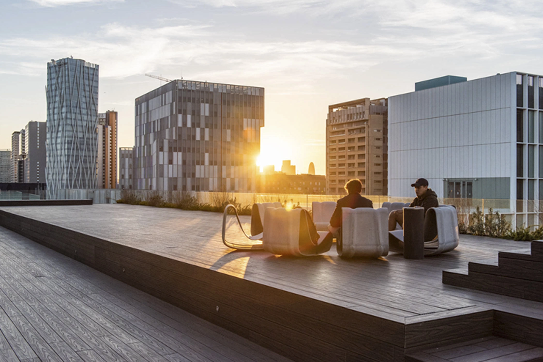 https://ednext.studytours.it/media/261513/Barcellona-Diagonal-Besos-6.webp