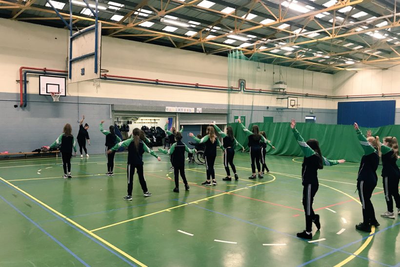 https://ednext.studytours.it/media/388427/isi-dublin-cabinteely-community-school-3-820x547.jpg