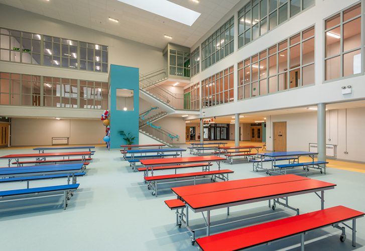 https://ednext.studytours.it/media/398485/JJ-Rhatigan-Edmund-Rice-College-WEB-800x550-5-727x500.jpg