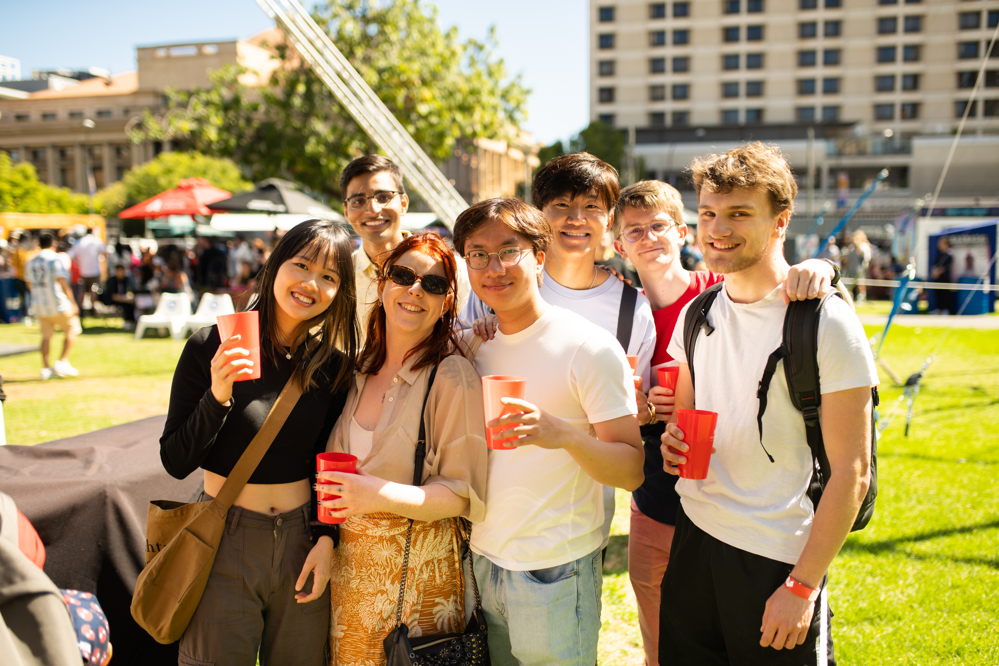 https://ednext.studytours.it/media/398523/Student_fest-240.jpg