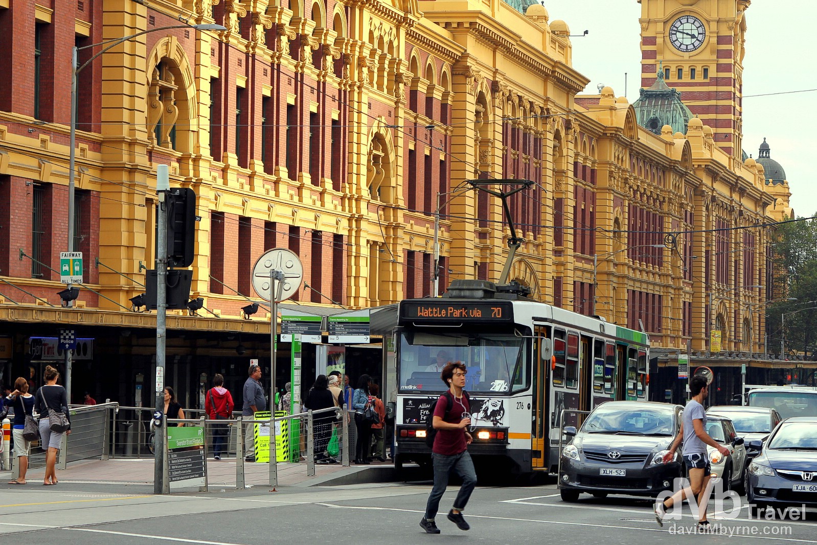 https://ednext.studytours.it/media/398681/flinders-street-station-melbourne.jpg