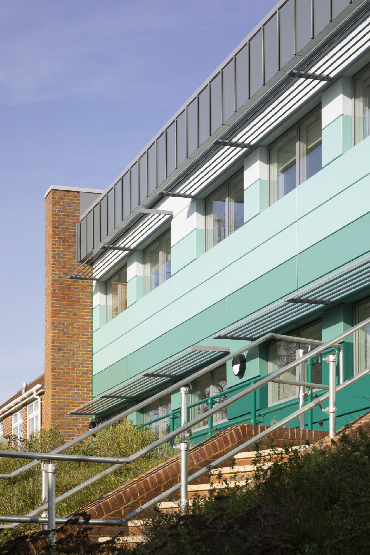 https://ednext.studytours.it/media/398823/AFPC-P18-1376-Varndean-College-completion-photos-HIGH-resolution-381.0.jpg