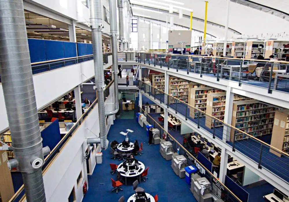 https://ednext.studytours.it/media/752050/inerno-college-regno-unito-vacanze-studio-allestero.webp