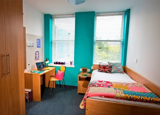 https://ednext.studytours.it/media/769715/sistemazione-camere-regno-unito-vacanze-studio-allestero.webp