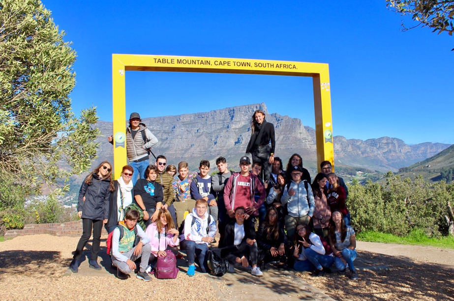 https://ednext.studytours.it/media/806091/ragazzi-capetown-sud-africa-vacanze-studio-allestero.PNG