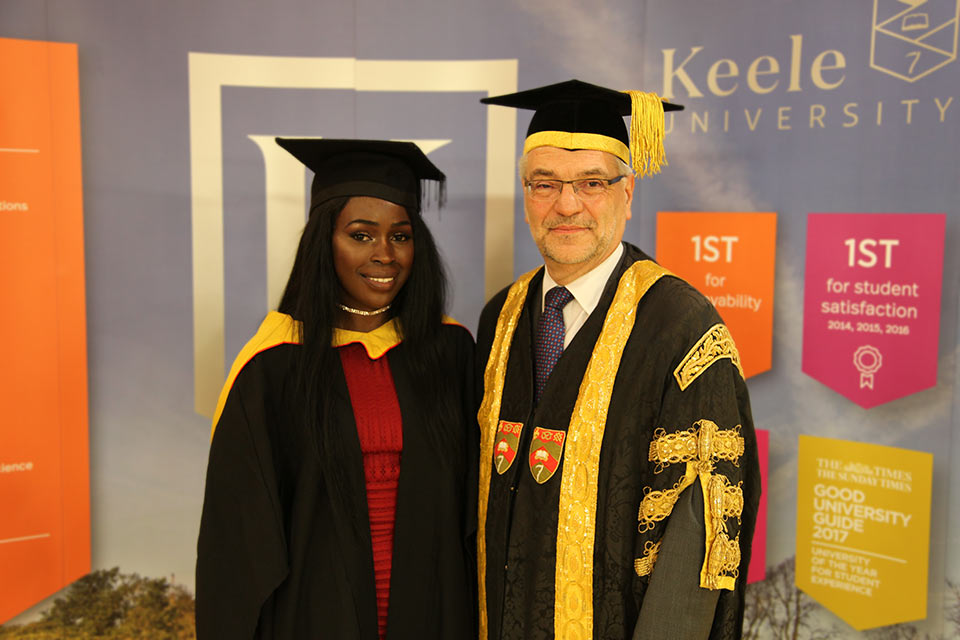 https://ednext.studytours.it/media/864987/graduation-regno-unito-vacanze-studio-allestero.jpg