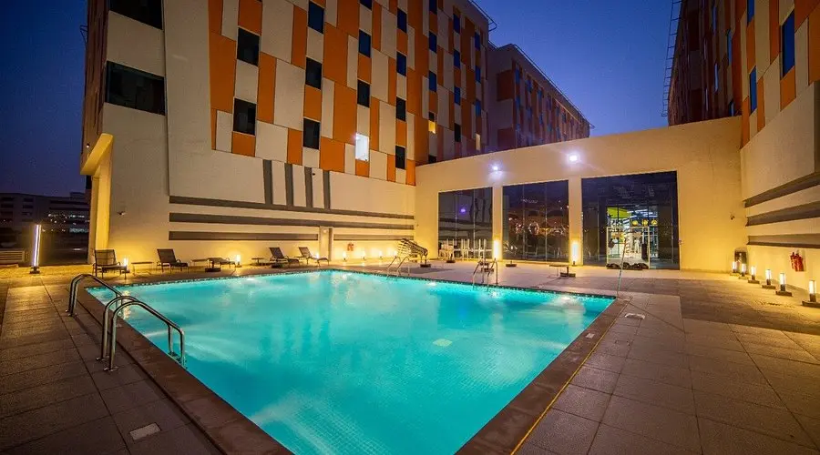 https://ednext.studytours.it/media/866097/ksk-homes-outdoor-pool.webp