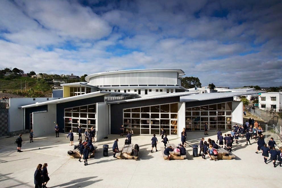 https://ednext.studytours.it/media/914979/struttura-esterna-whanghapaorao-nuova-zelanda.webp