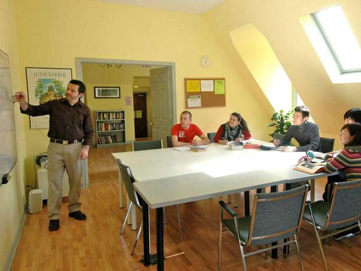 https://ednext.studytours.it/media/969080/12.webp