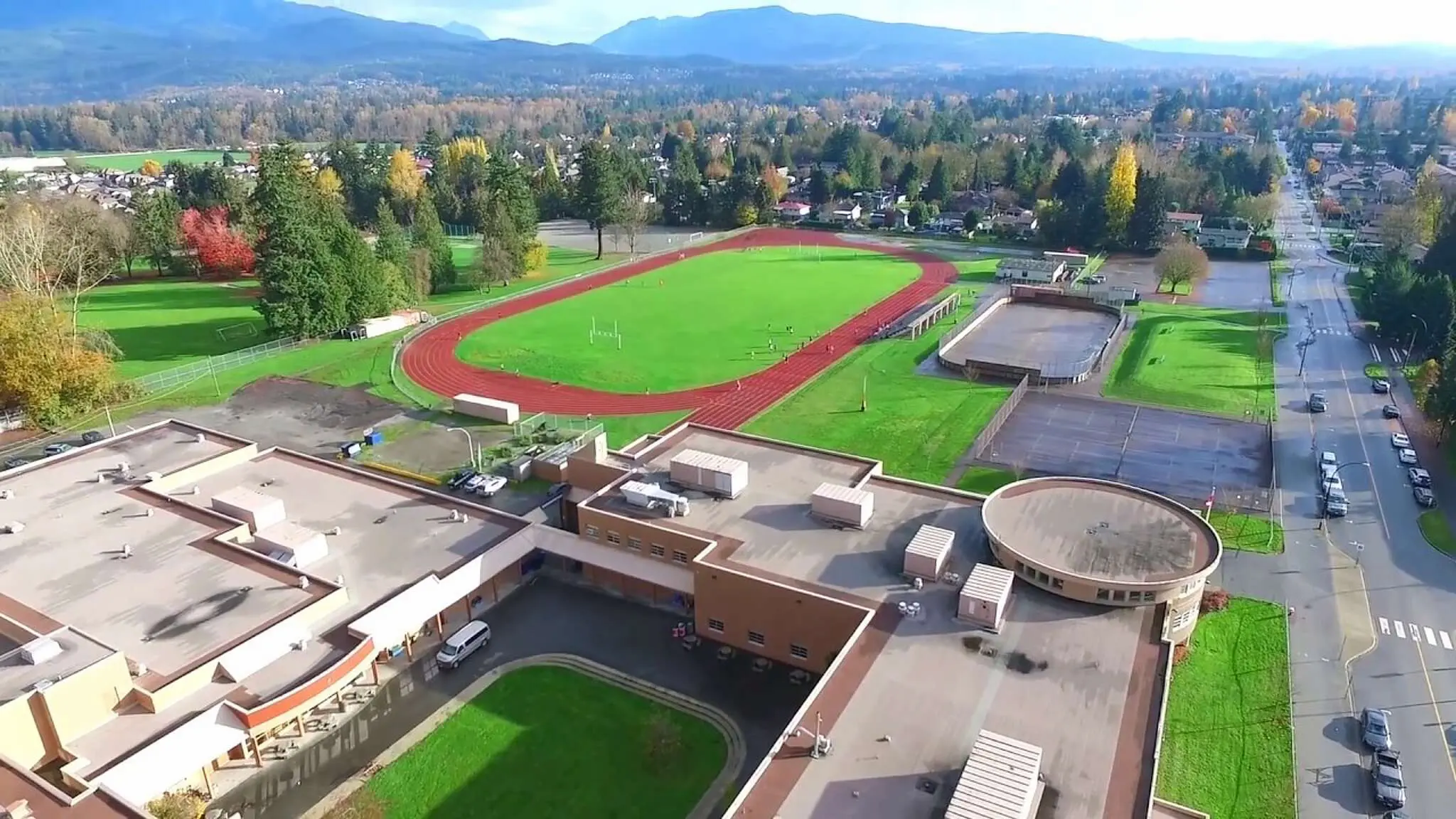 https://ednext.studytours.it/media/993358/canada_anno-estero_maple-ridge_sport.webp