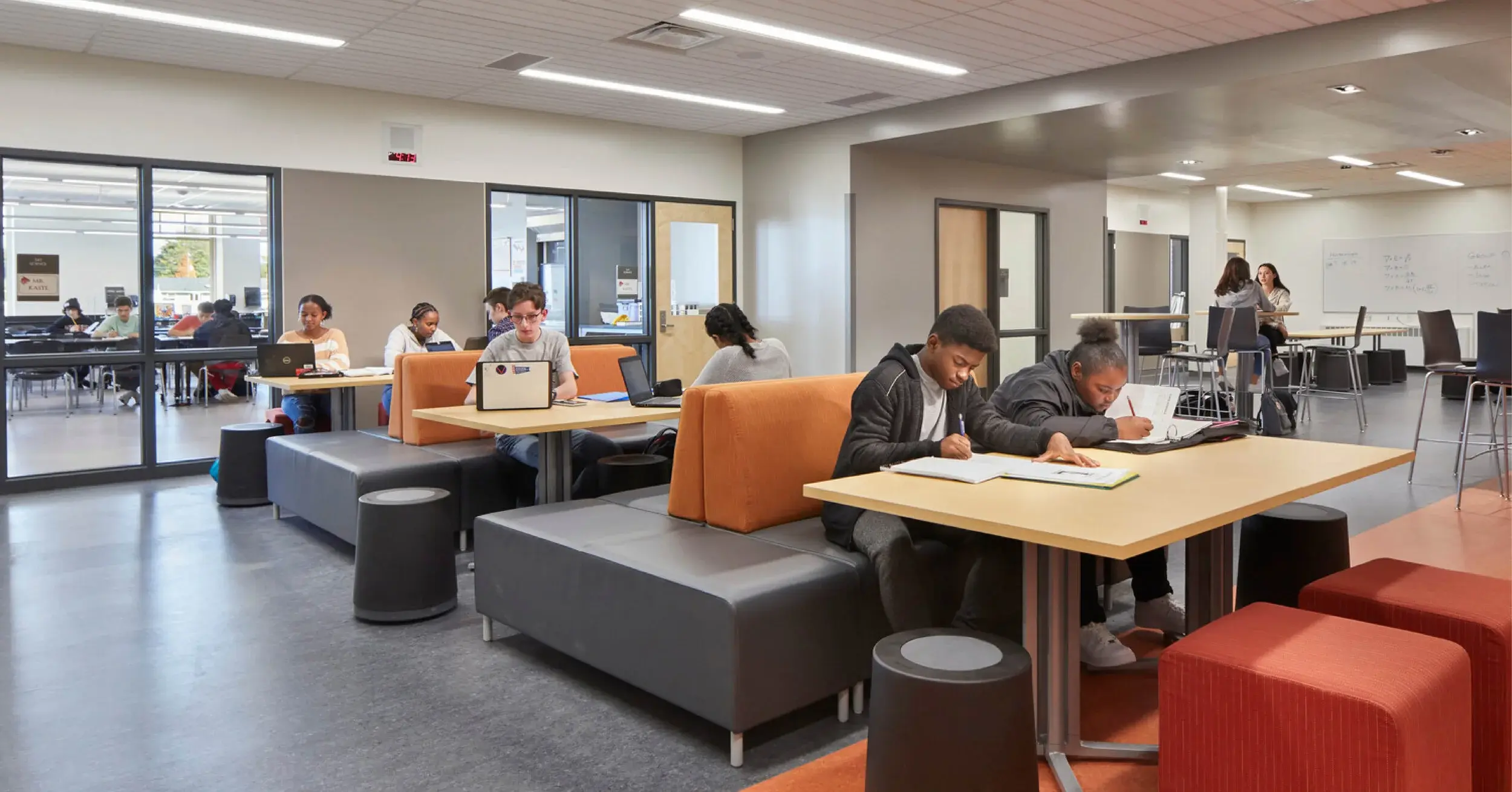 https://ednext.studytours.it/media/997835/biblioteca-seattle-stati-uniti.webp
