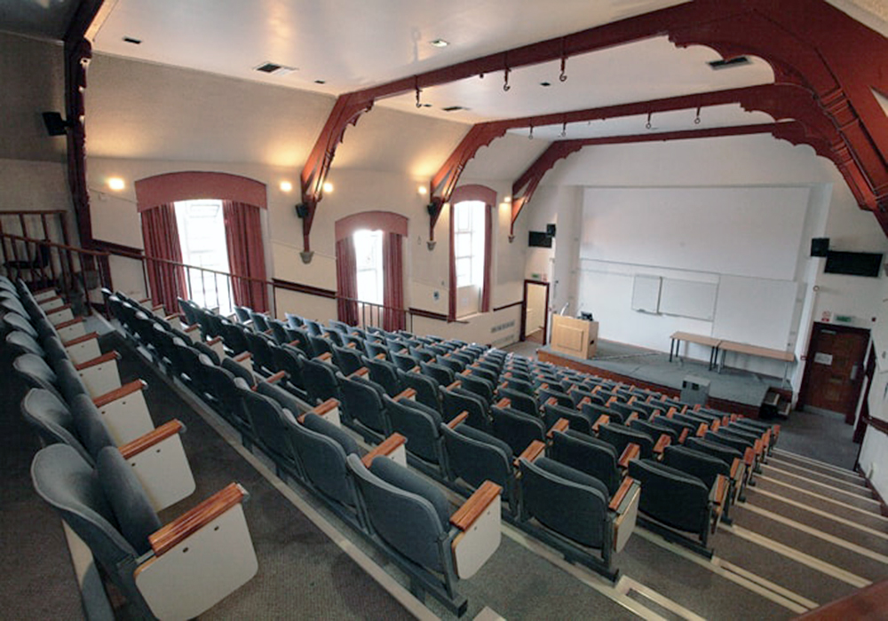 https://ednext.studytours.it/storage/1406/1510322178164-4994096028.jpg