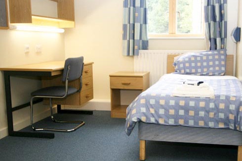 https://ednext.studytours.it/storage/1414/college_chestervacanzestudio-(10).jpg