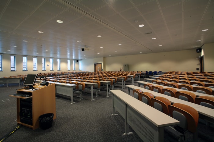 https://ednext.studytours.it/storage/1418/college_chestervacanzestudio-(14).jpg