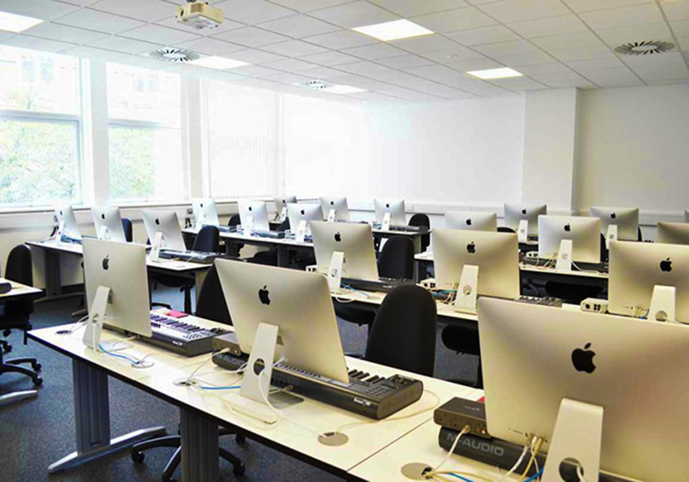 https://ednext.studytours.it/storage/1492/1510312959785-853074904.jpg