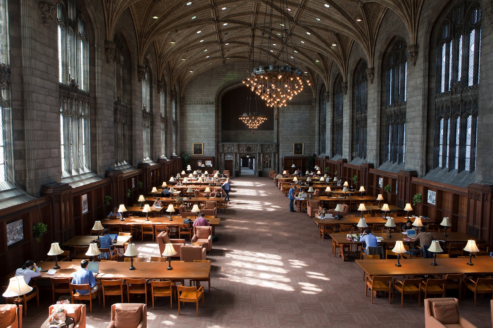 https://ednext.studytours.it/storage/1584/college_chicagovacanzestudio_30.jpg