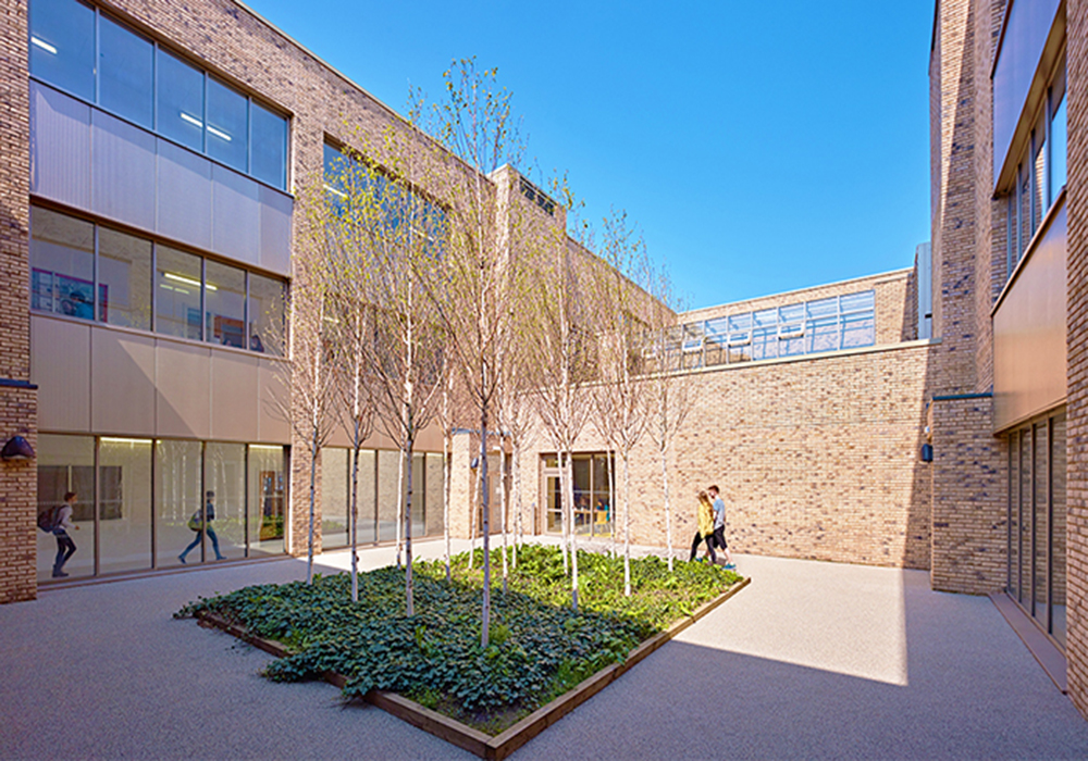 https://ednext.studytours.it/storage/1653/1510310916649-1383347469.jpg
