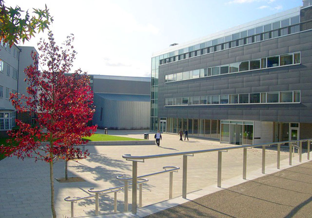 https://ednext.studytours.it/storage/1674/1510324477362-9894613520.jpg