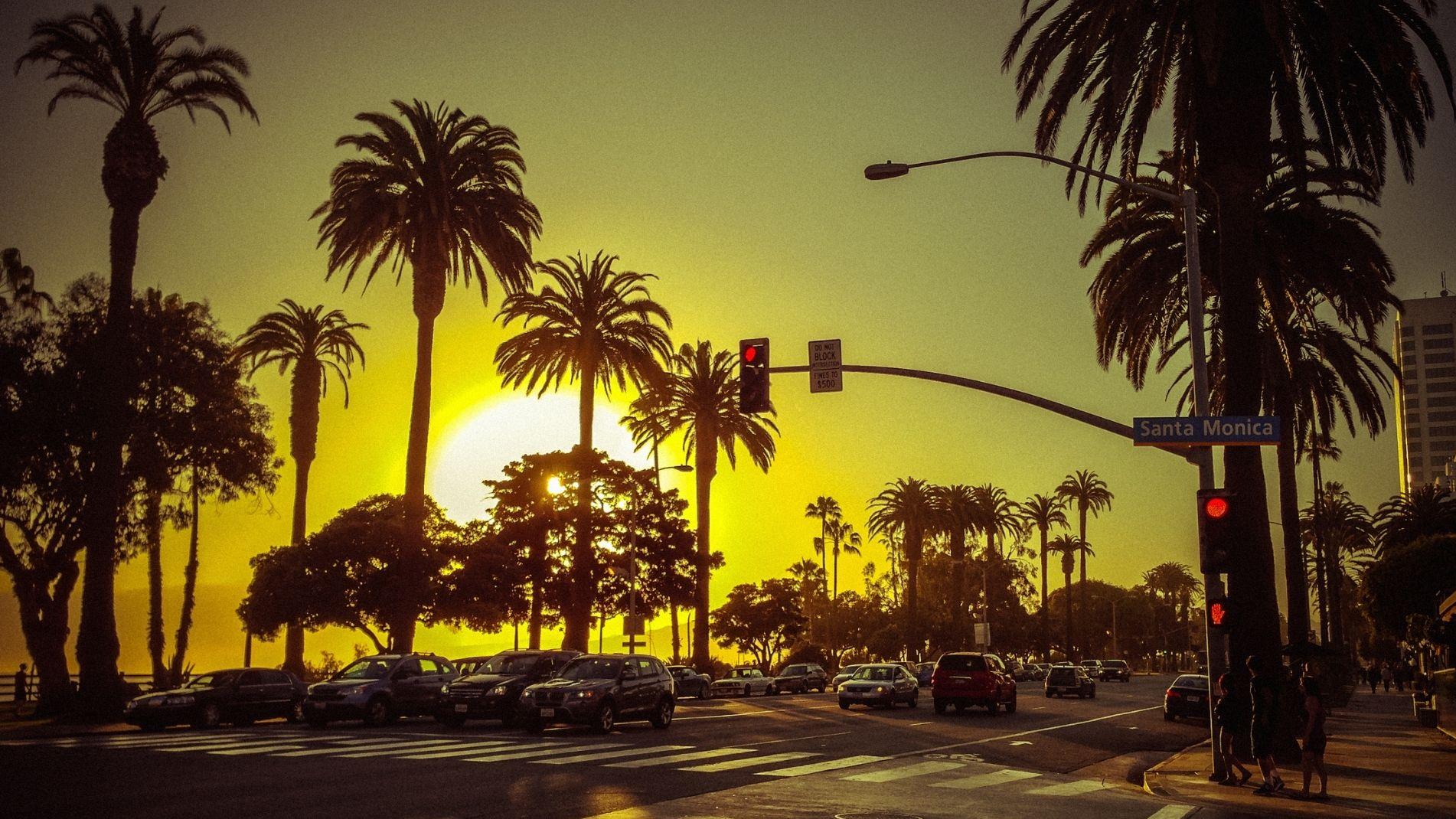 DOWNTOWN SANTA MONICA