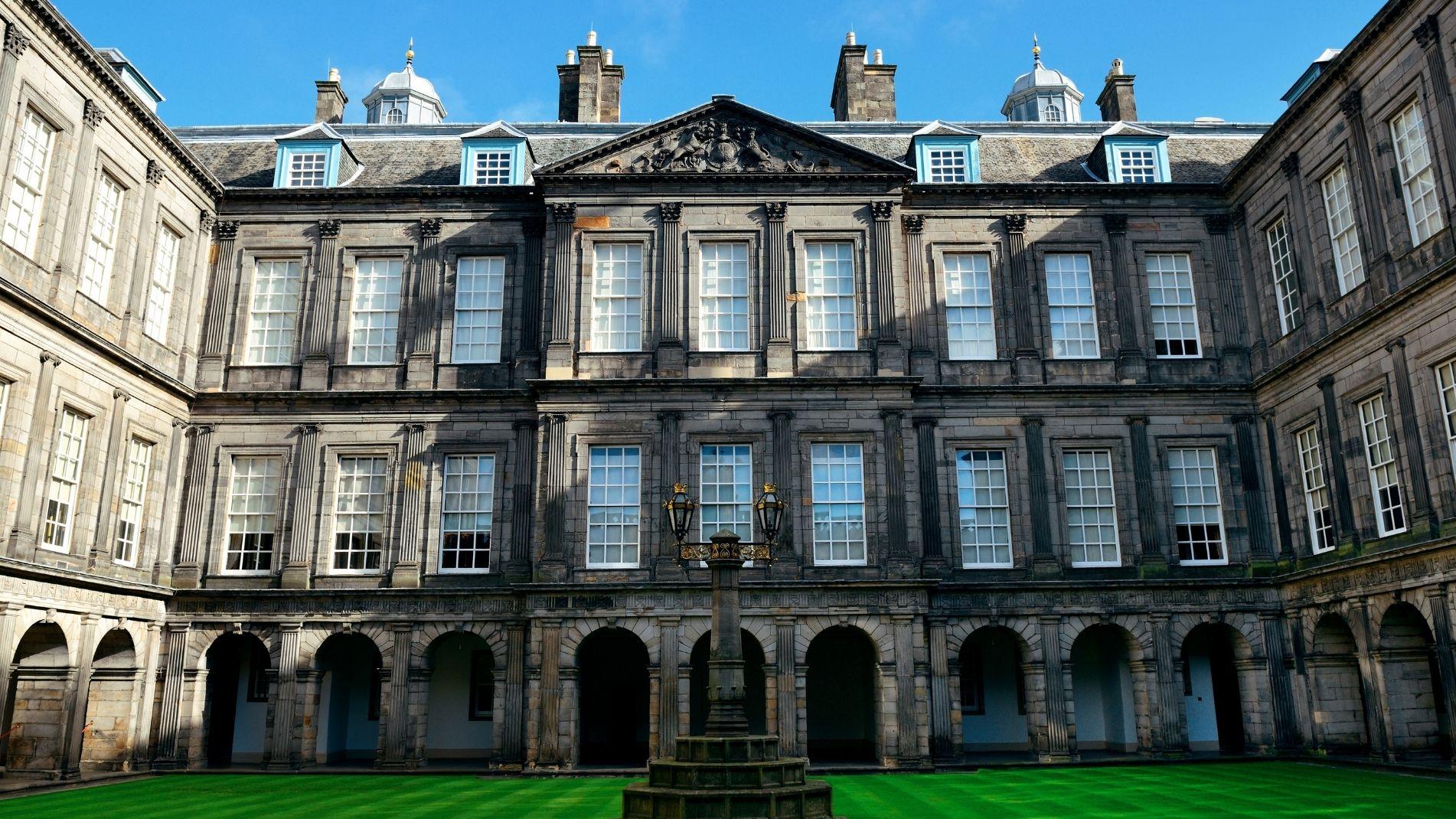 Edinburgh – Holyrood Palace