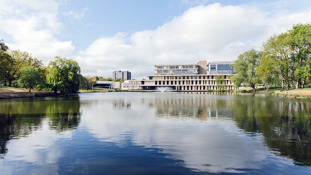 https://ednext.studytours.it/storage/2816/Univ-of-Essex.jpg