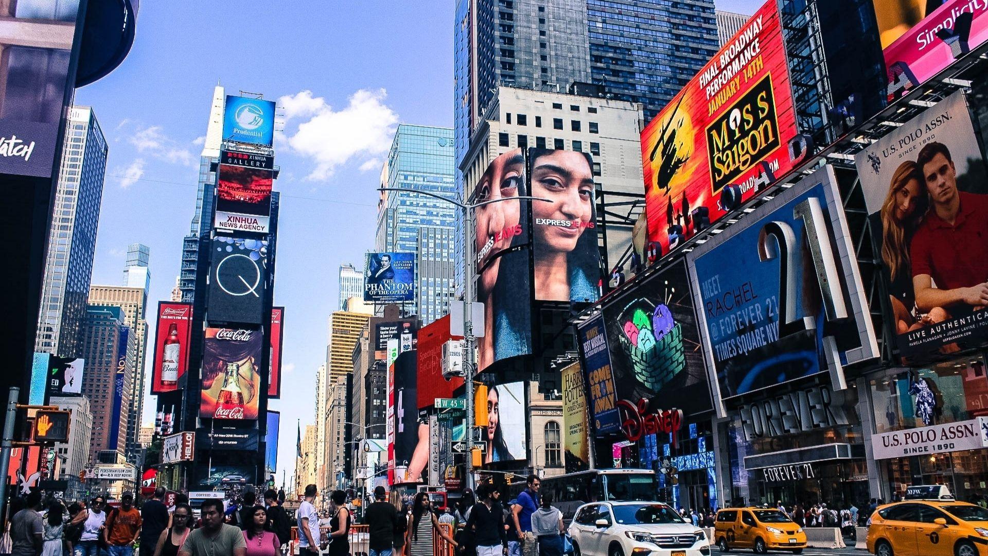 NEW YORK – CENTRAL PARK, LINCOLN CENTER & TIMES SQUARE